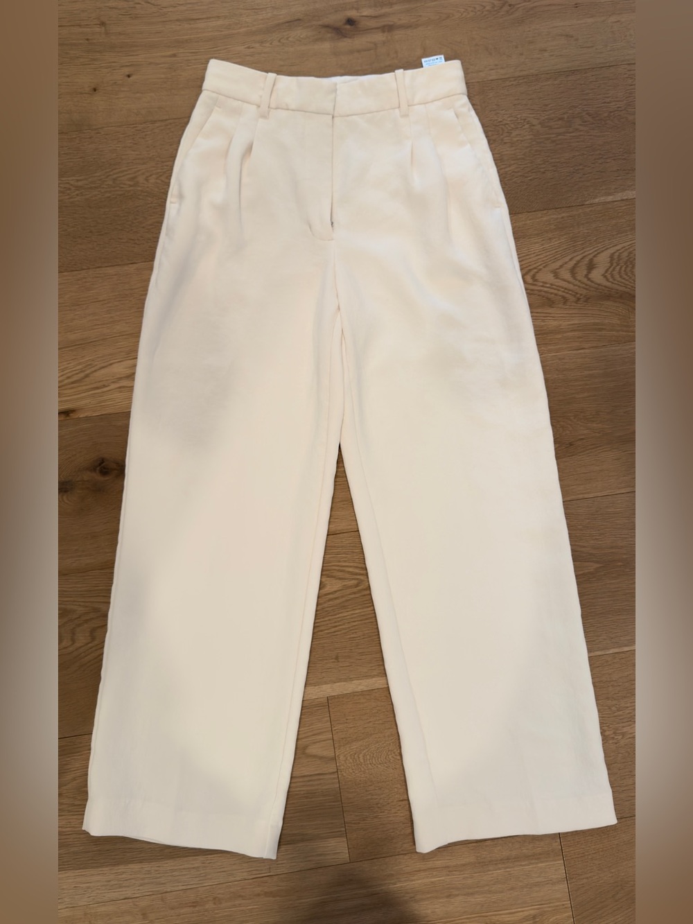 Aritzia Effortless Pants Crepette